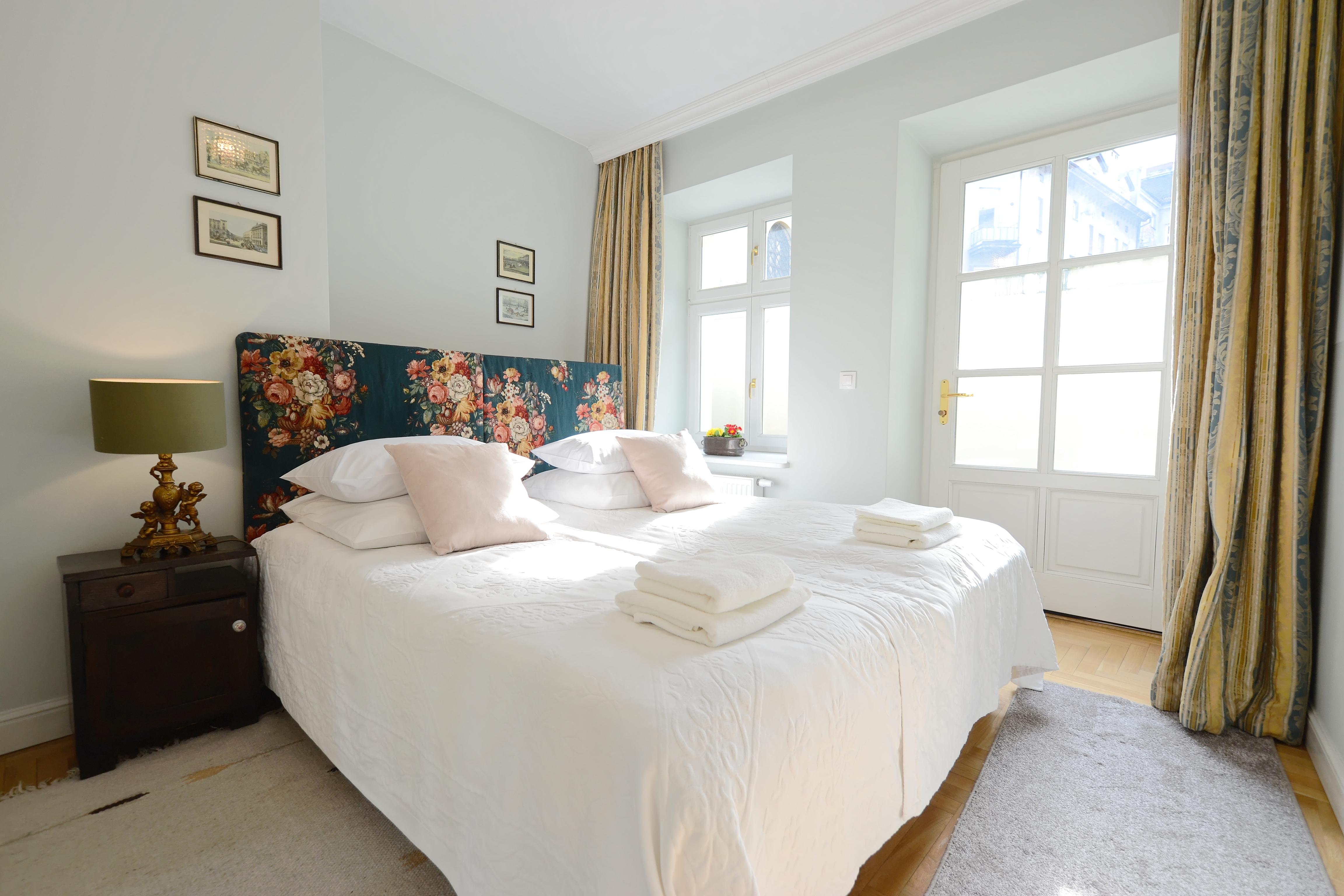 Crystal Suites Chez Helena Krakau Buitenkant foto
