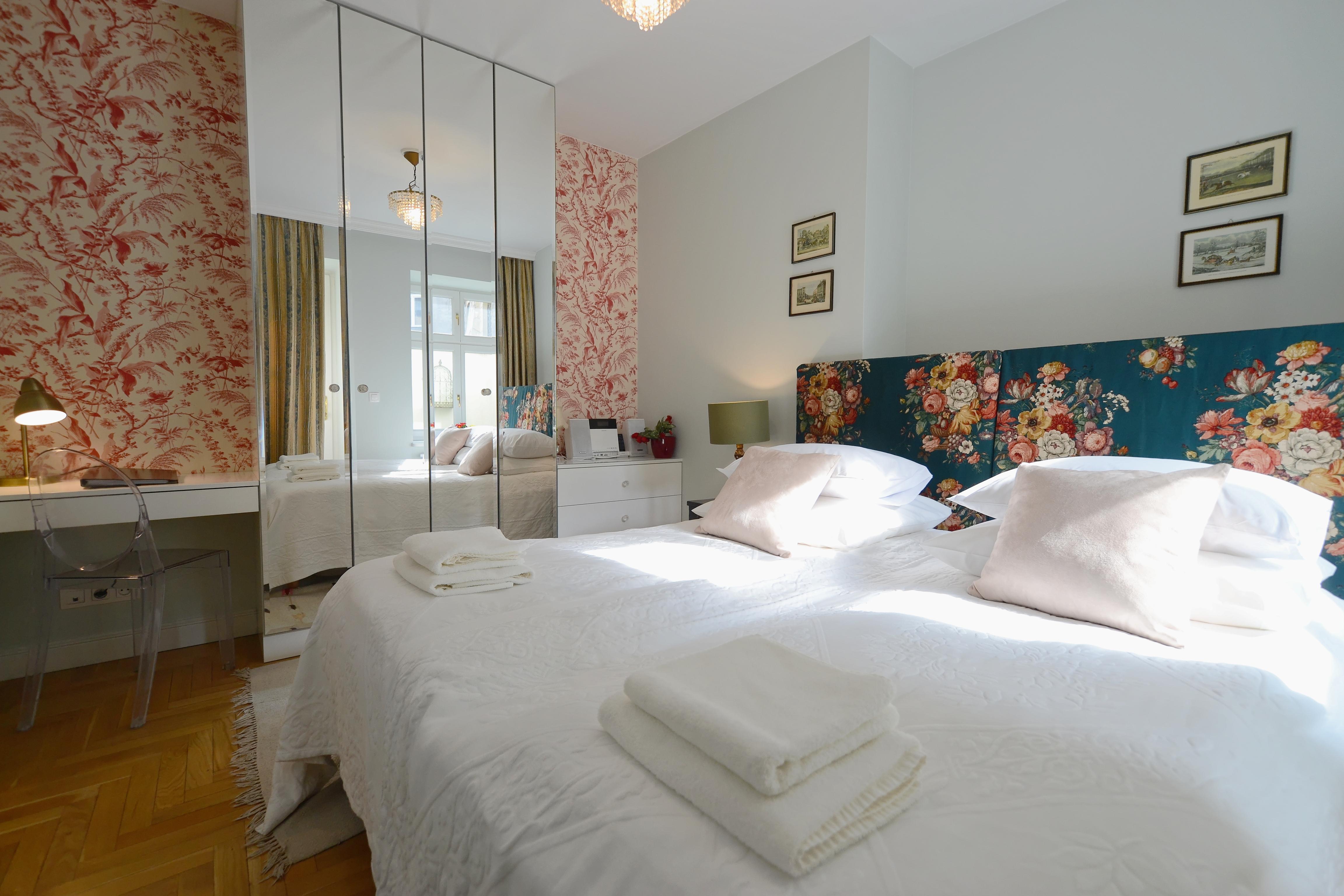 Crystal Suites Chez Helena Krakau Buitenkant foto