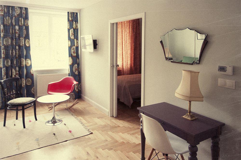 Crystal Suites Chez Helena Krakau Buitenkant foto