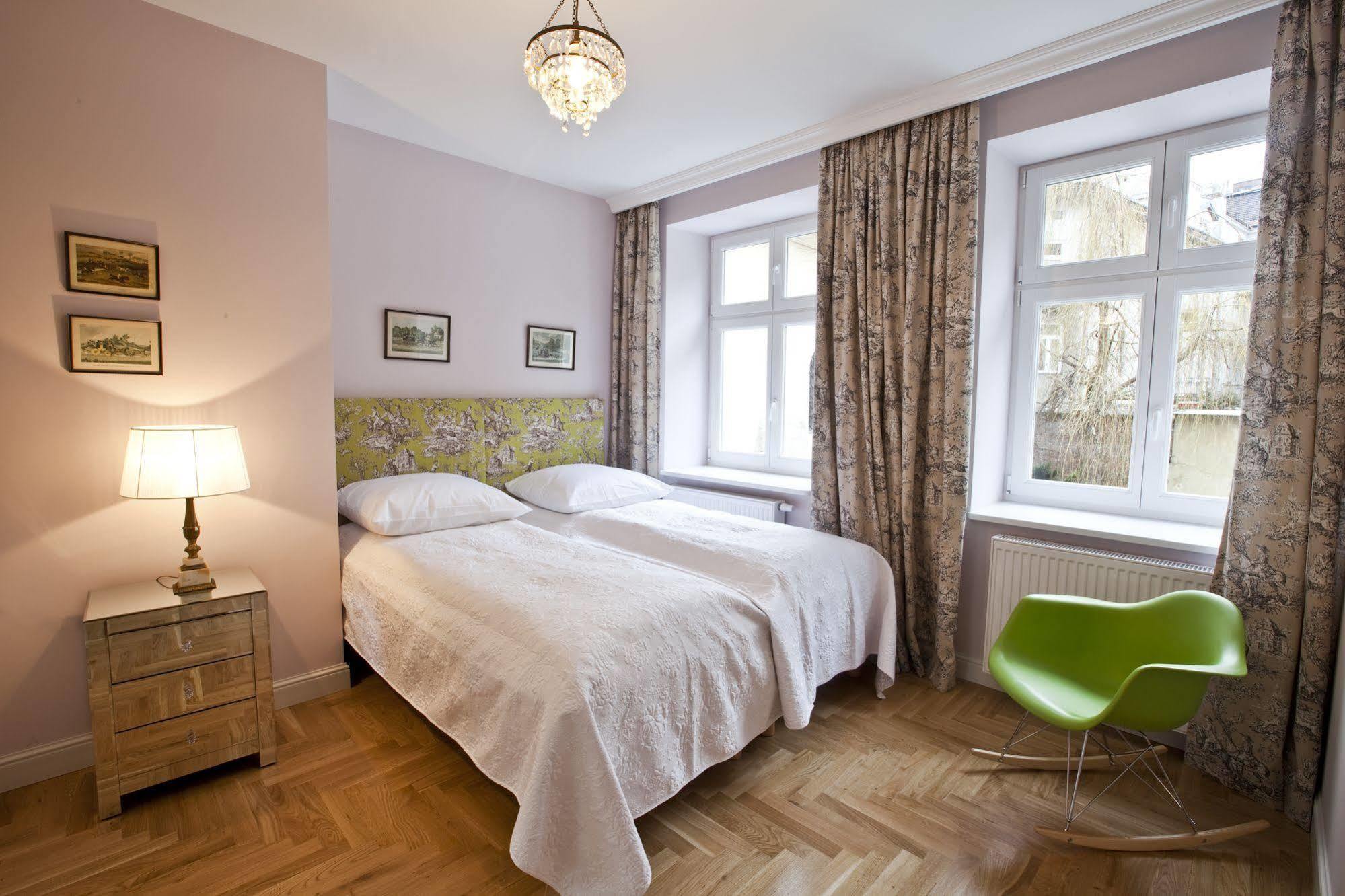 Crystal Suites Chez Helena Krakau Buitenkant foto